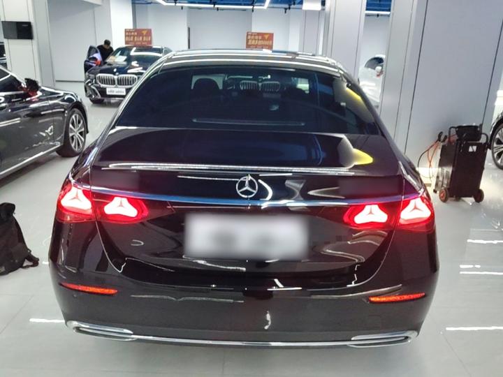 E-Class 2024 Facelift E 300 L Luxury photo 3