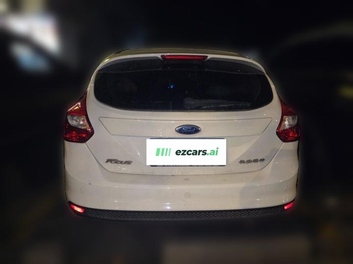 Focus 2012 Hatchback 1.6L AT photo 3