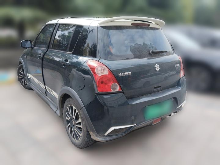 Swift 2016 1.5L AT Fashion photo 4