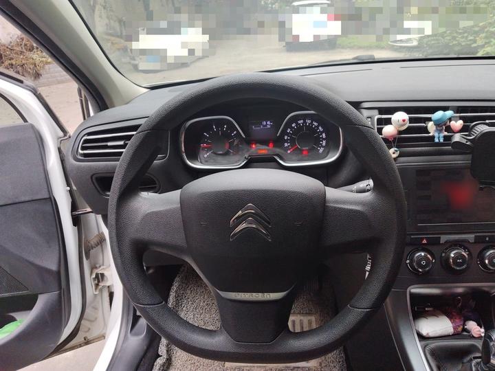 C4 2018 1.6L MT Comfort photo 7