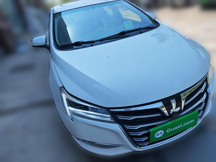 Luxgen 5 2015 1.8T AT Smart Premium photo 3