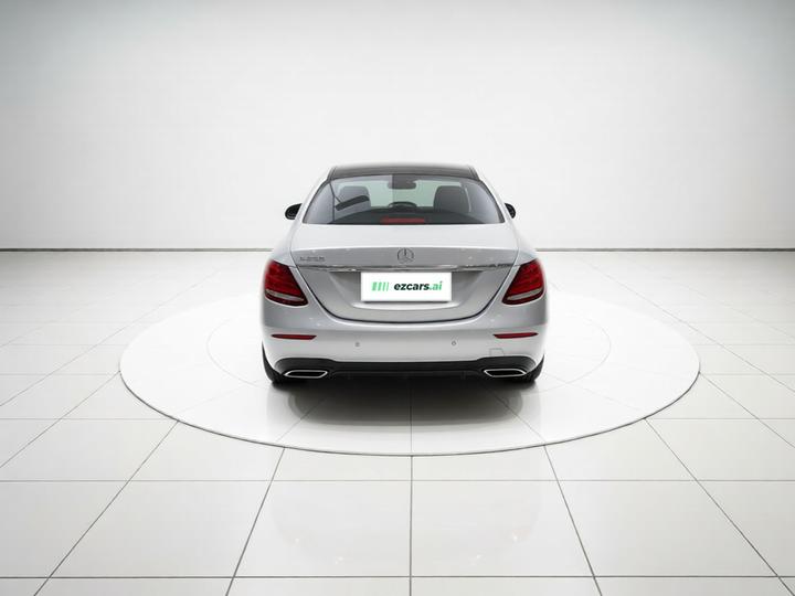 E-Class Imported 2020 Facelift E 260 Sport photo 5