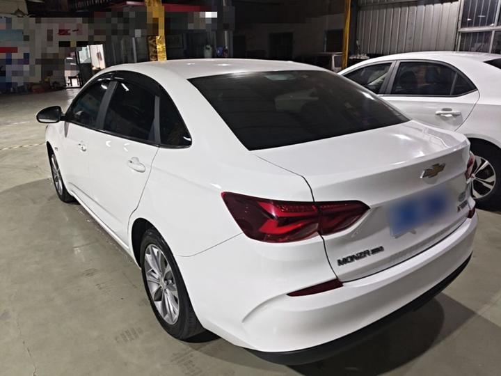 Cruze 2022 320 AT photo 4