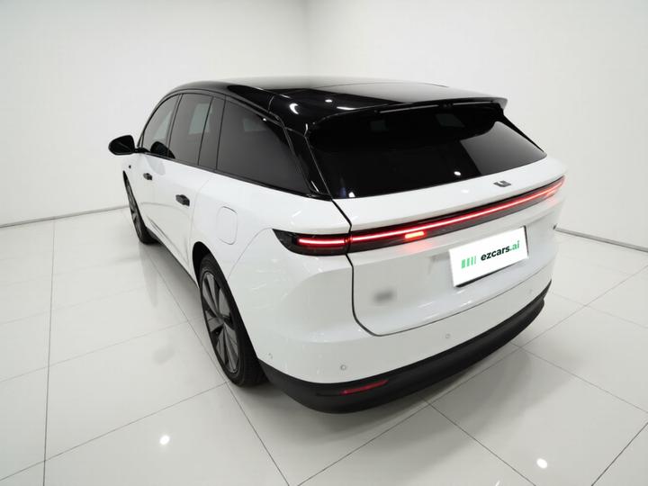 Li Auto i6 2025 AWD Standard photo 4