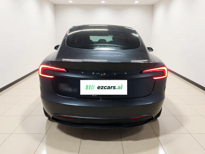 Model 3 2023 RWD photo 3