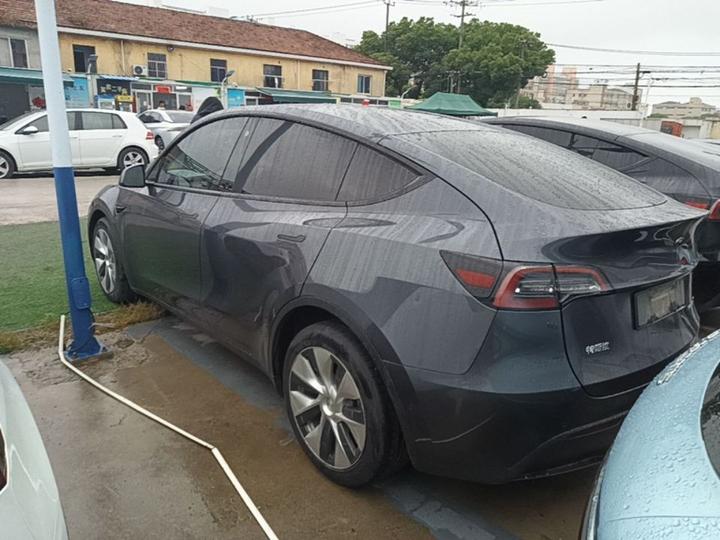 Model Y 2021 Long Range AWD 3D7 photo 4