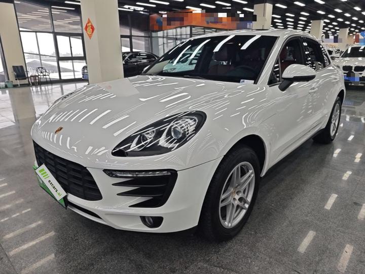 2017 Macan 2.0T