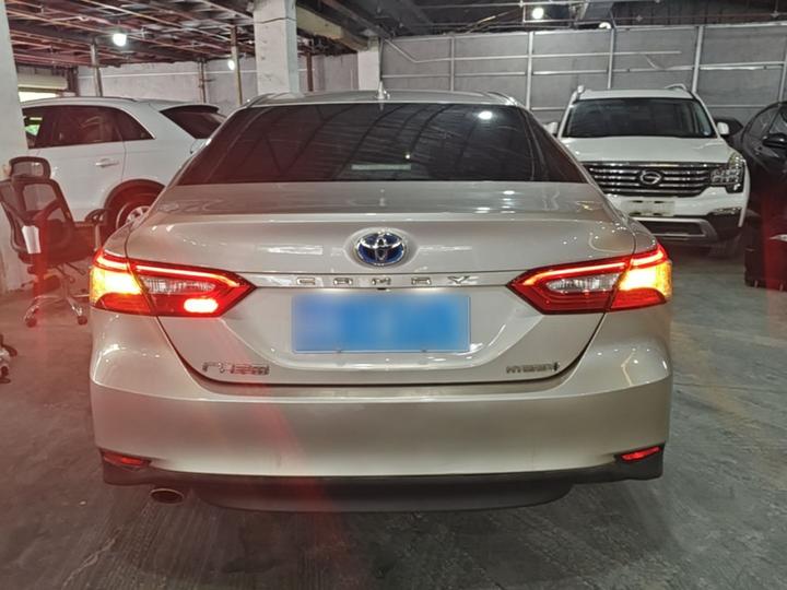 Camry 2021 Hybrid 2.5HGVP Leading photo 3