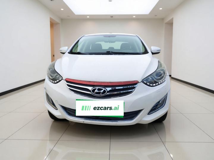Elantra 2012 1.6L MT Leading photo 2