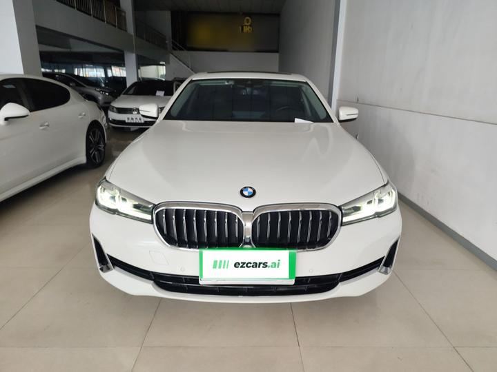5 Series 2021 525Li Luxury photo 2