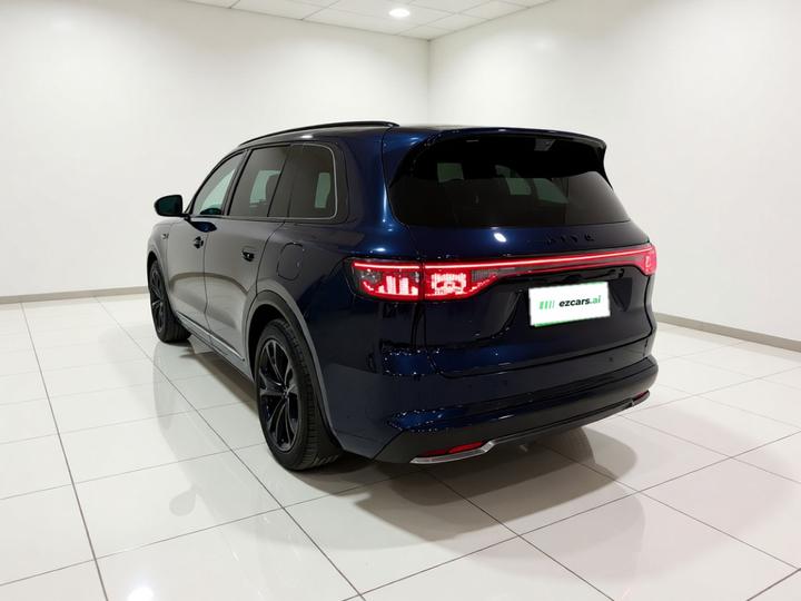 HIMA AITO M8 2025 EREV Max+ 53.4kWh 6-Seater 192-Line LiDAR photo 4