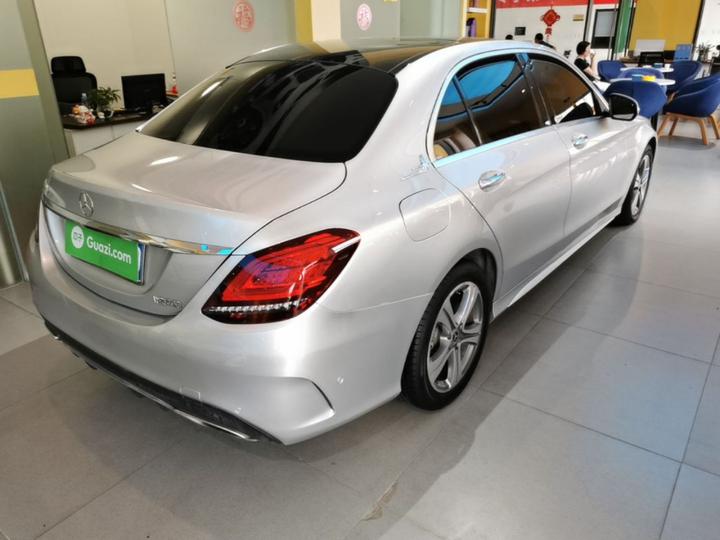 C-Class 2019 Facelift C 260 L Sport photo 4