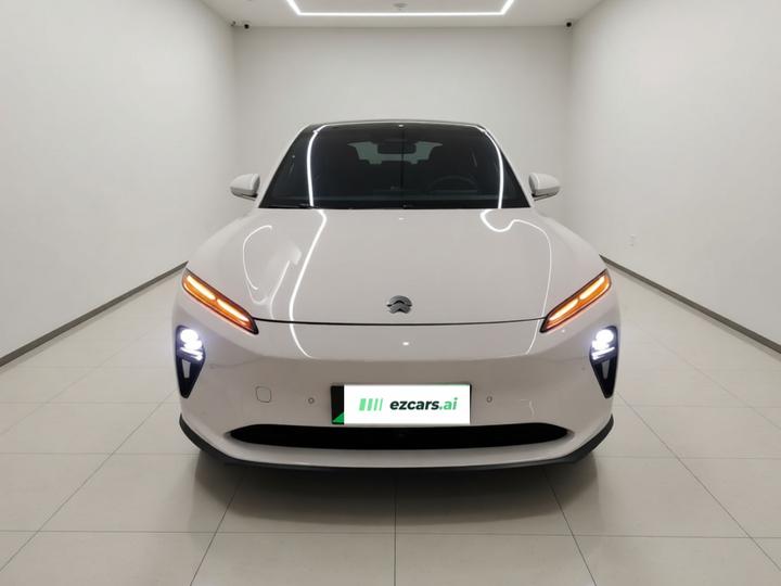 ET5T 2024 75kWh Touring photo 2