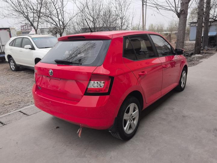 Fabia 2017 1.4L AT photo 4