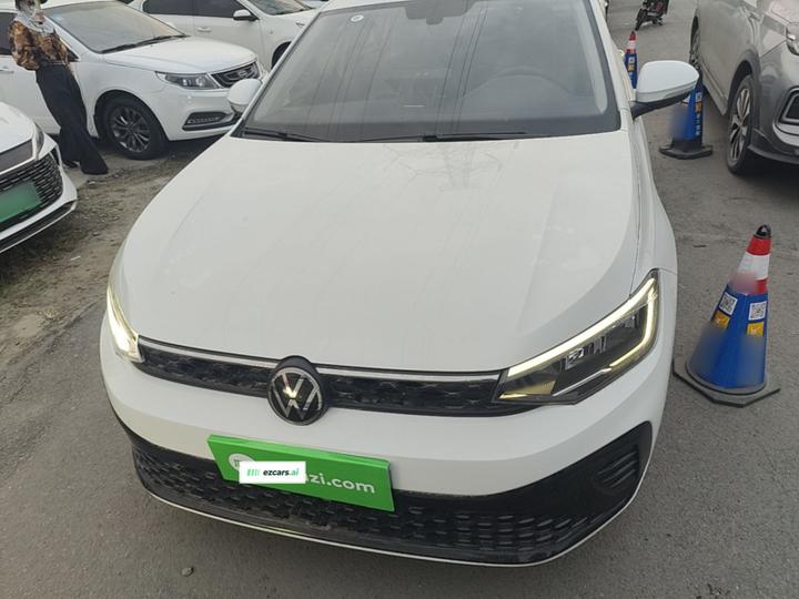 Lavida 2023 1.5L AT photo 2