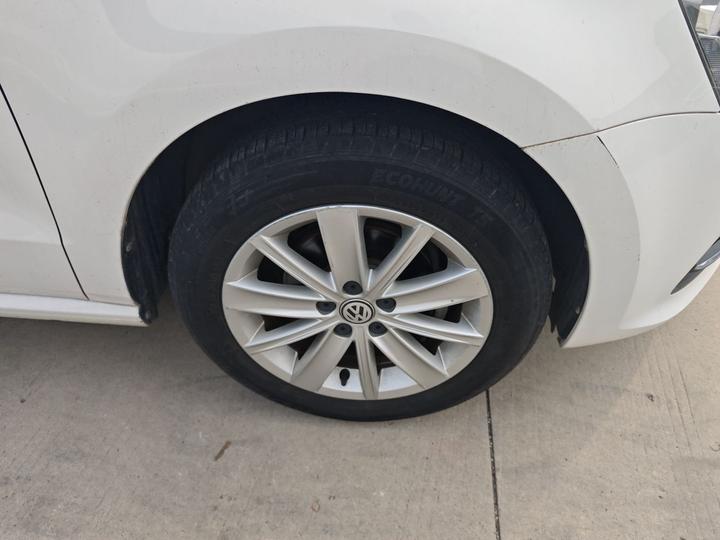 Polo 2014 1.6L AT Comfort photo 8