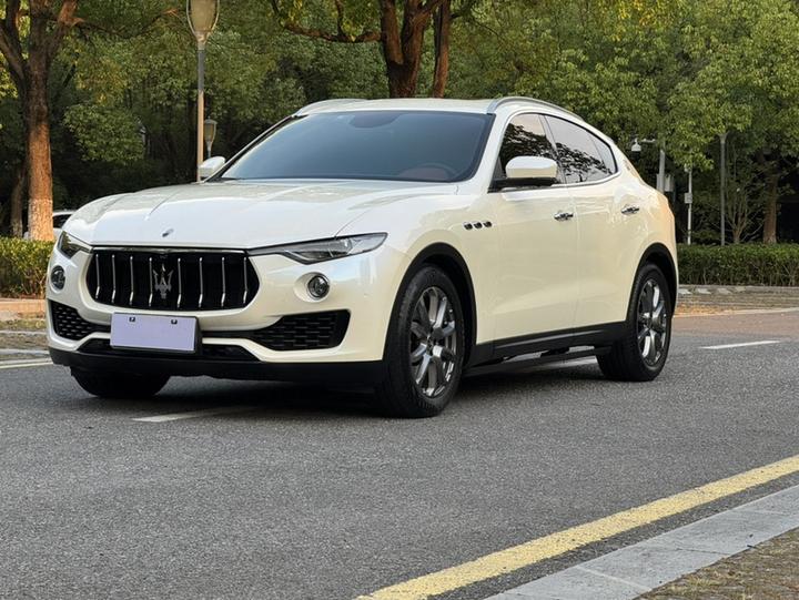 Levante 2019 3.0T Standard China VI