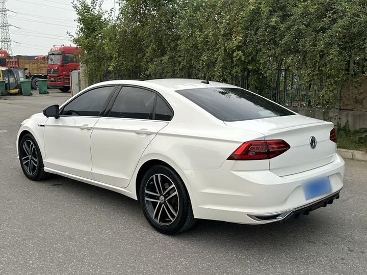 Lamando 2021 Facelift 280TSI DSG Comfort photo 4