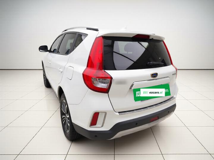 Vision X6 2016 1.8L MT Luxury photo 4