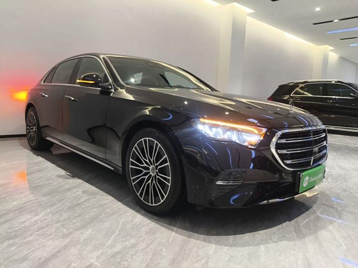 E-Class 2025 Facelift E 300 L Luxury photo 3