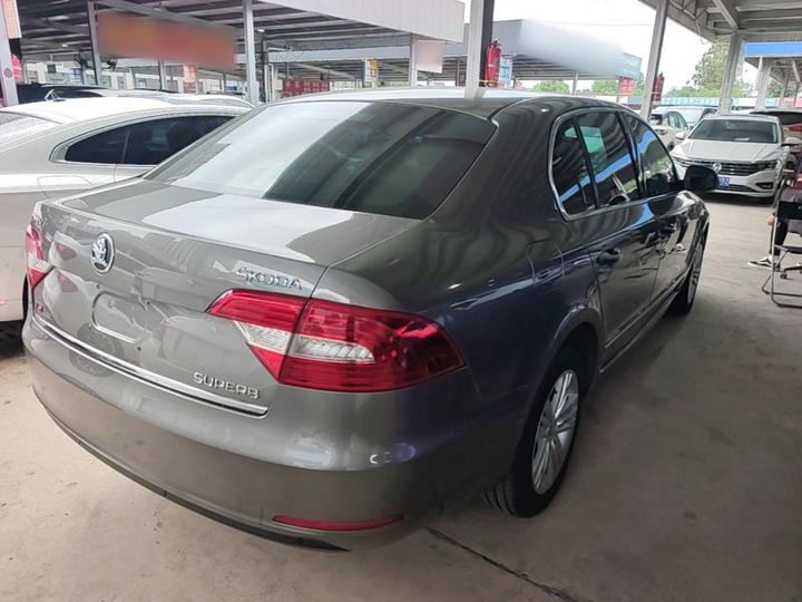 Superb 2013 1.8TSI AT photo 4