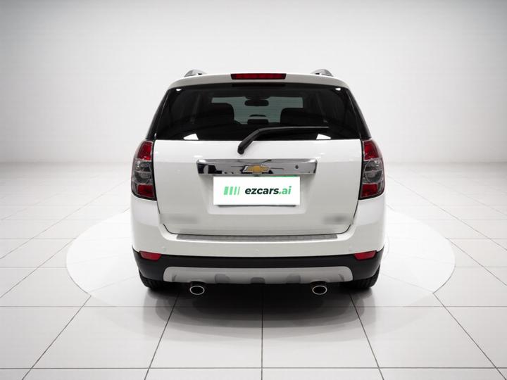 2014 2.4L RWD City 5-Seater photo 4