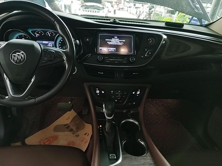 Envision 2017 20T RWD Luxury photo 8