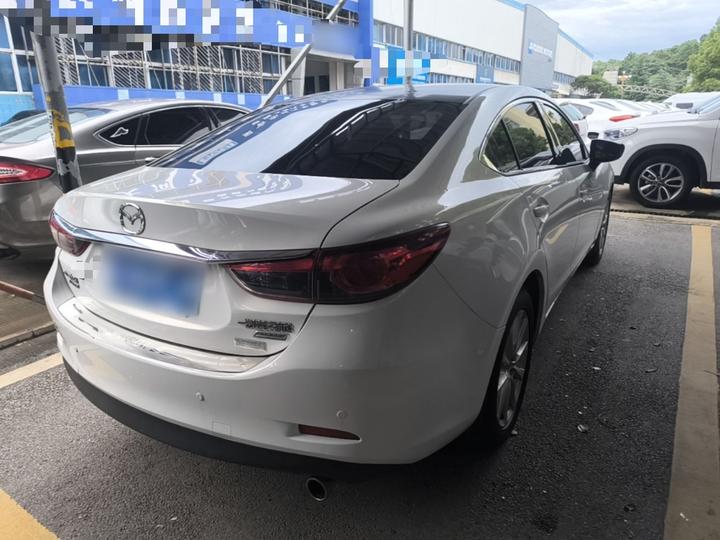 Atenza 2015 2.0L Luxury photo 4