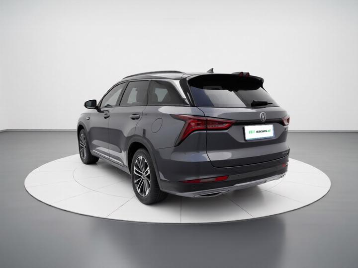 CS75 PLUS 2022 1.5T AT Luxury photo 4