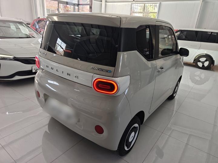 Hongguang MINIEV 2024 3rd Gen 215km photo 6