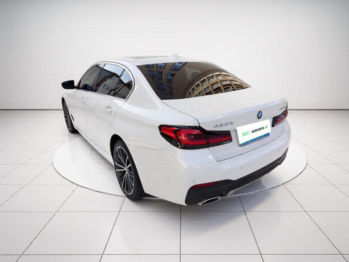 5 Series 2022 530Li Leading M Sport Package photo 4