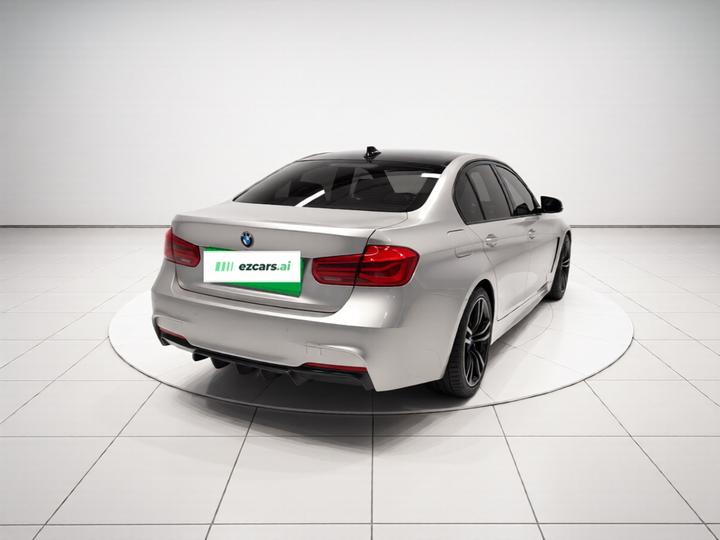 3 Series 2018 320i M Sport Package photo 6