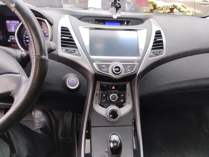 Elantra 2016 1.6L AT Premium photo 5