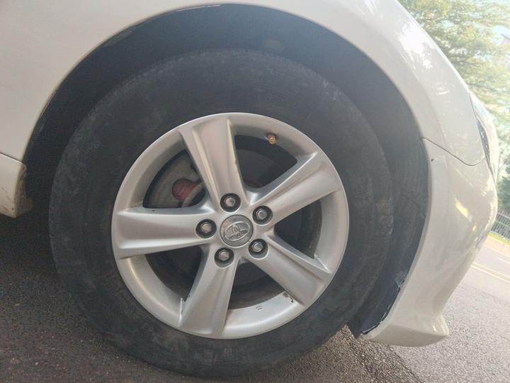 2013 2.5V photo 8