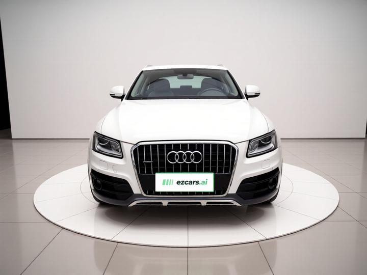 Q5 2017 Plus 40 TFSI Tech photo 2