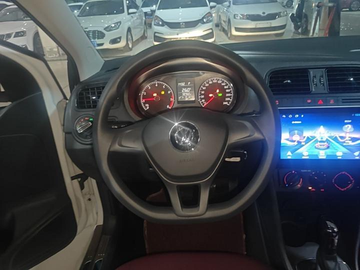 Polo 2018 1.5L AT photo 6