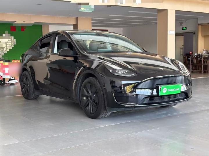 Model Y 2022 Facelift RWD photo 3