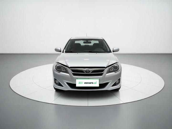 2013 1.6L AT Excellence photo 2
