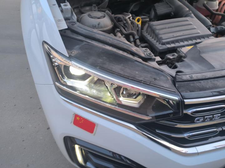 Tayron GTE PHEV 2020 1.4T Luxury photo 7
