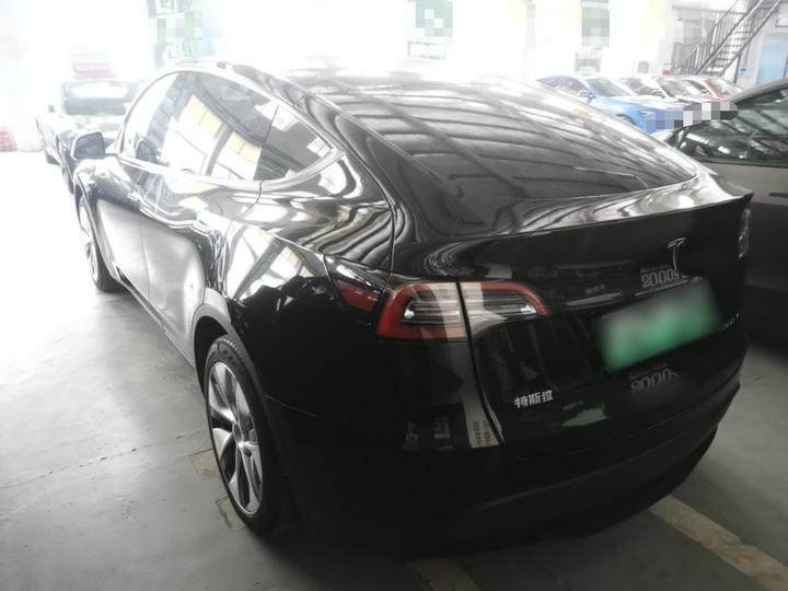 Model Y 2022 Facelift RWD photo 4