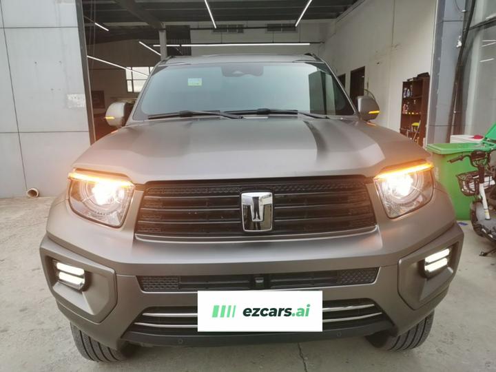 700 EV 2024 Hi4-T photo 2