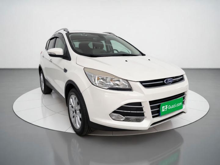 Kuga 2013 1.6L GTDi AWD Elite photo 3