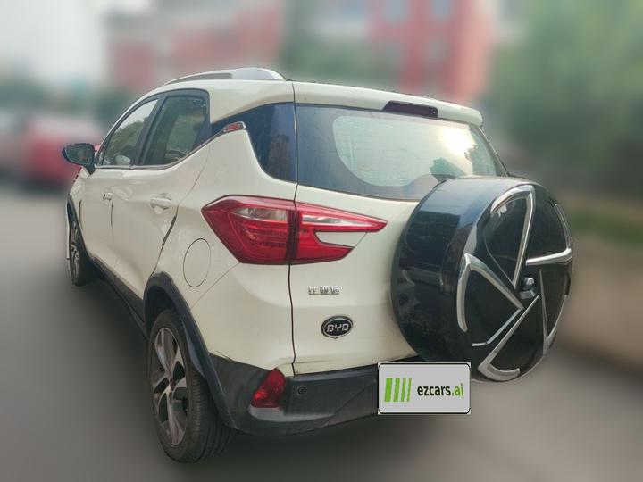 Yuan 2017 1.5L MT photo 4