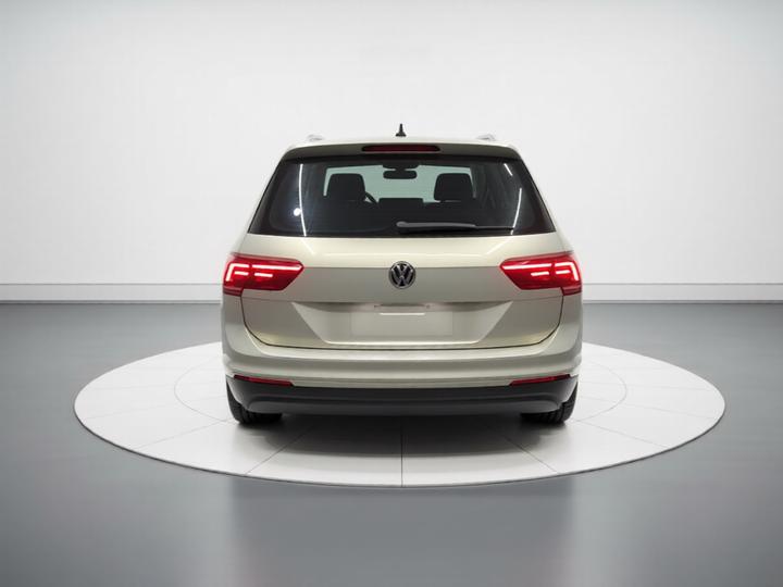 Tiguan L 2017 330TSI AT RWD Flagship photo 5