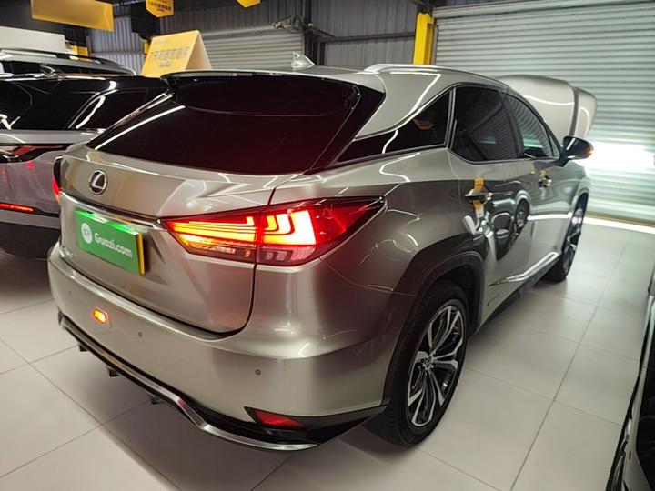 RX 2020 Facelift 450h AWD Elegant photo 4