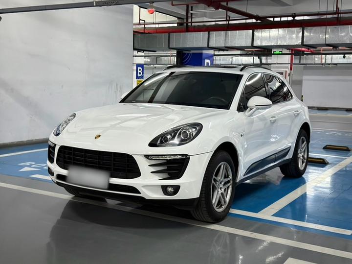 2016 Macan 2.0T