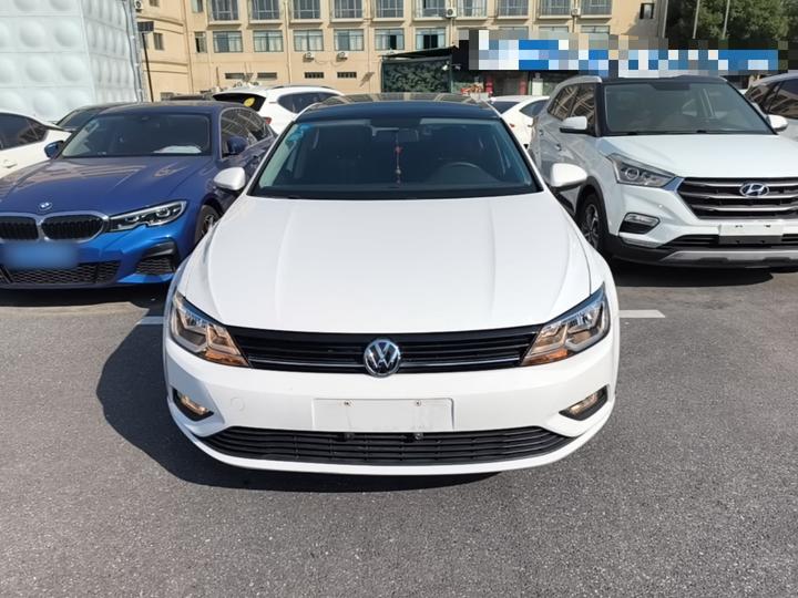 Lamando 2017 230TSI DSG photo 2