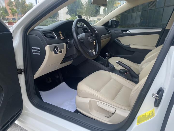 Sagitar 2012 1.4TSI MT Luxury photo 6