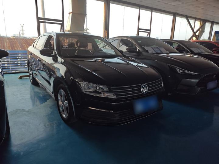 Lavida 2017 1.6L AT photo 4