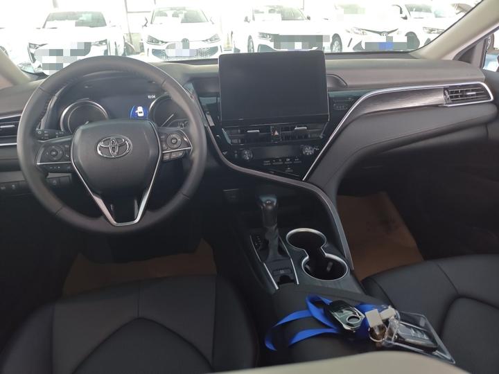Camry 2023 2.0G Luxury photo 8